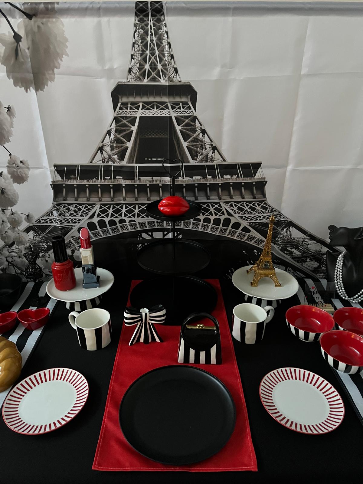 A night in Paris leeg midden